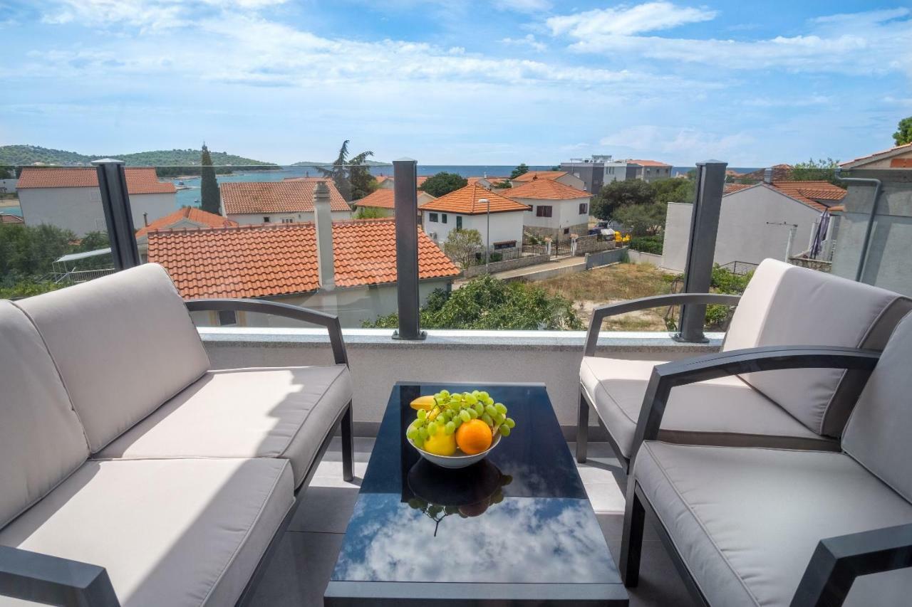 Luxury View Apartments Rogoznica  Kültér fotó