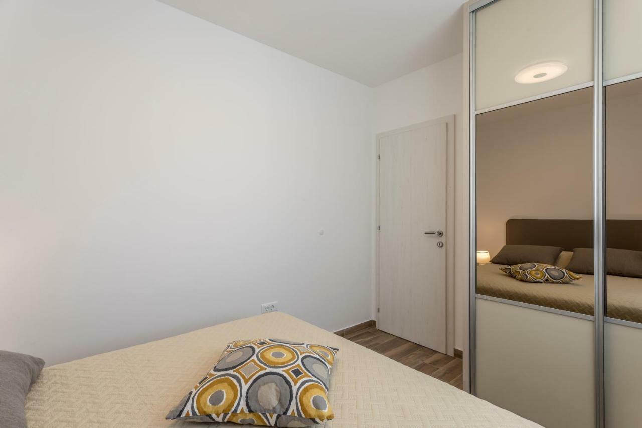 Luxury View Apartments Rogoznica  Kültér fotó